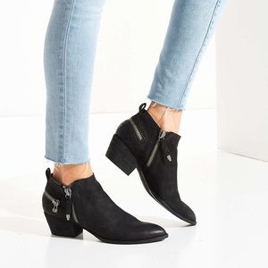 Dolce Vita Saylor Leather Zip Ankle Booties